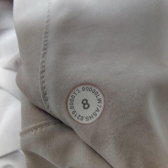 Lululemon Spring Break Away Shorts 4 Way Stretch 3" Inseam Women's 8 Lavender - Picture 7 of 8